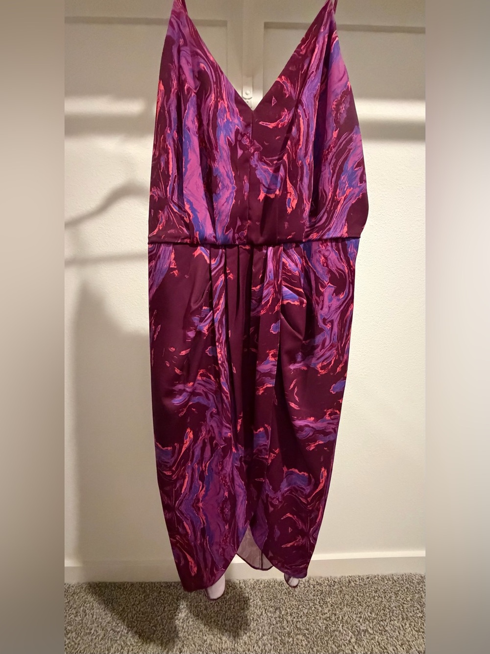 Chelsea28 Abstract Print Maxi Dress in Purple & Pink Like New